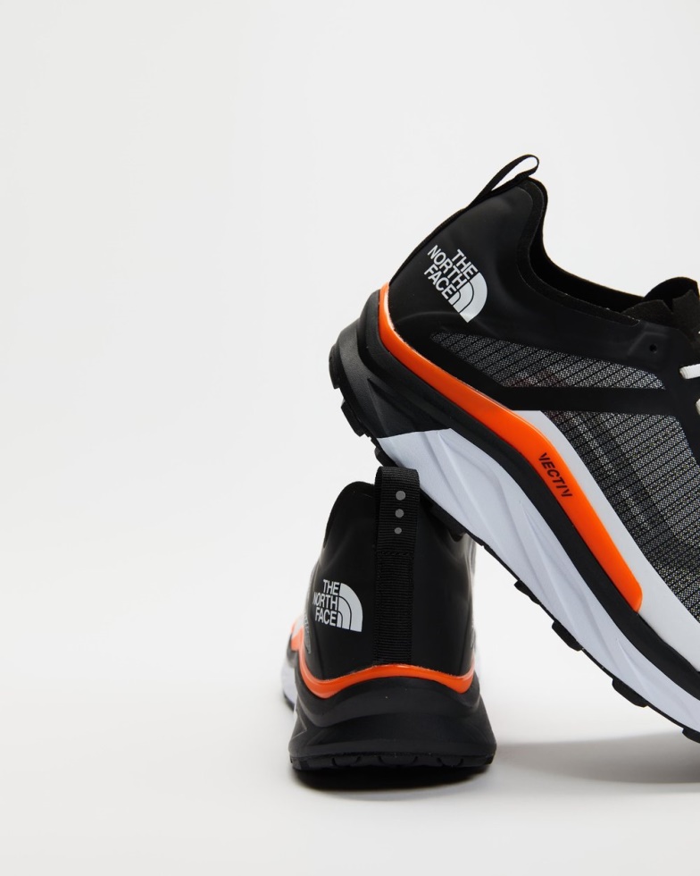 White & Black Vectiv Infinite Men The North Face